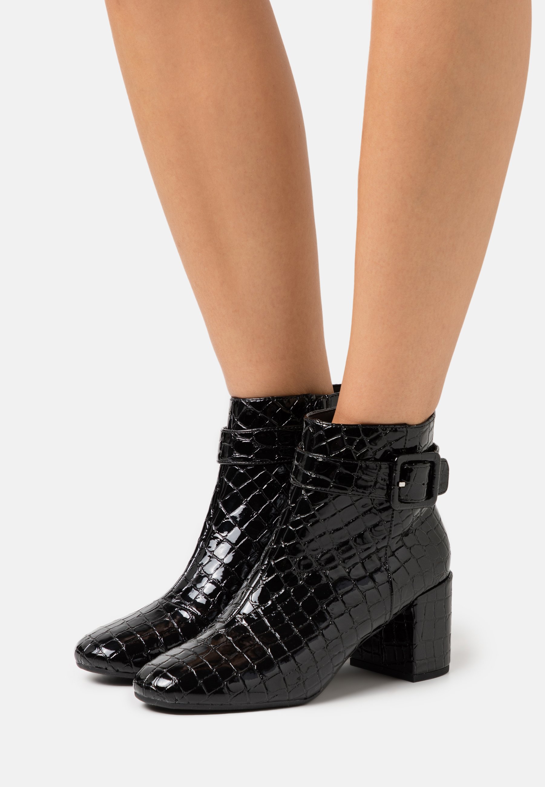 dorothy perkins patent boots