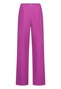 Roze wijde broek met een gladde textuur, voorzien van een voorplooien en een kleine gouden accent op de tailleband.