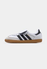 Não selecionado, footwear white/core black/gold metallic