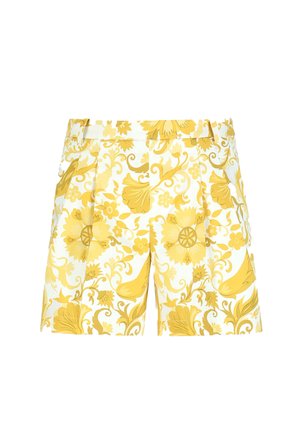 Pantaloni scurți albi cu pliuri, având un model ornamentat galben cu flori și elemente curbilinii, buzunare frontale și talie conică.