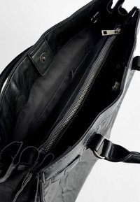Next WASHED GRAB - REGULAR FIT - Håndtasker - black