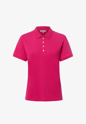 Magenta poloshirt met korte mouwen, kraag en vier witte knopen op het voorspatbord, weergegeven op een witte achtergrond.