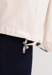 OPUS Pitkä takki - beige