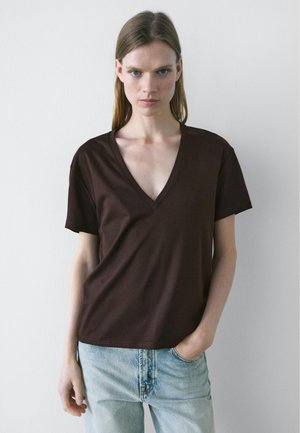 Massimo Dutti FLOWING V-NECK - T-shirt basique - dark brown