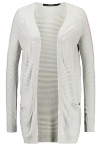 Světle šedý kardigan s texturovaným žebrovaným pletením, otevřeným předním dílem, dlouhými rukávy a dvěma předními náprsními kapsami.