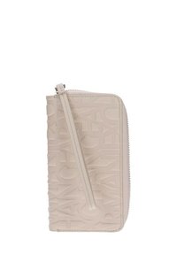 Portafoglio beige con zip, design in rilievo, materiale in pelle, forma rettangolare sottile e tracolla staccabile.