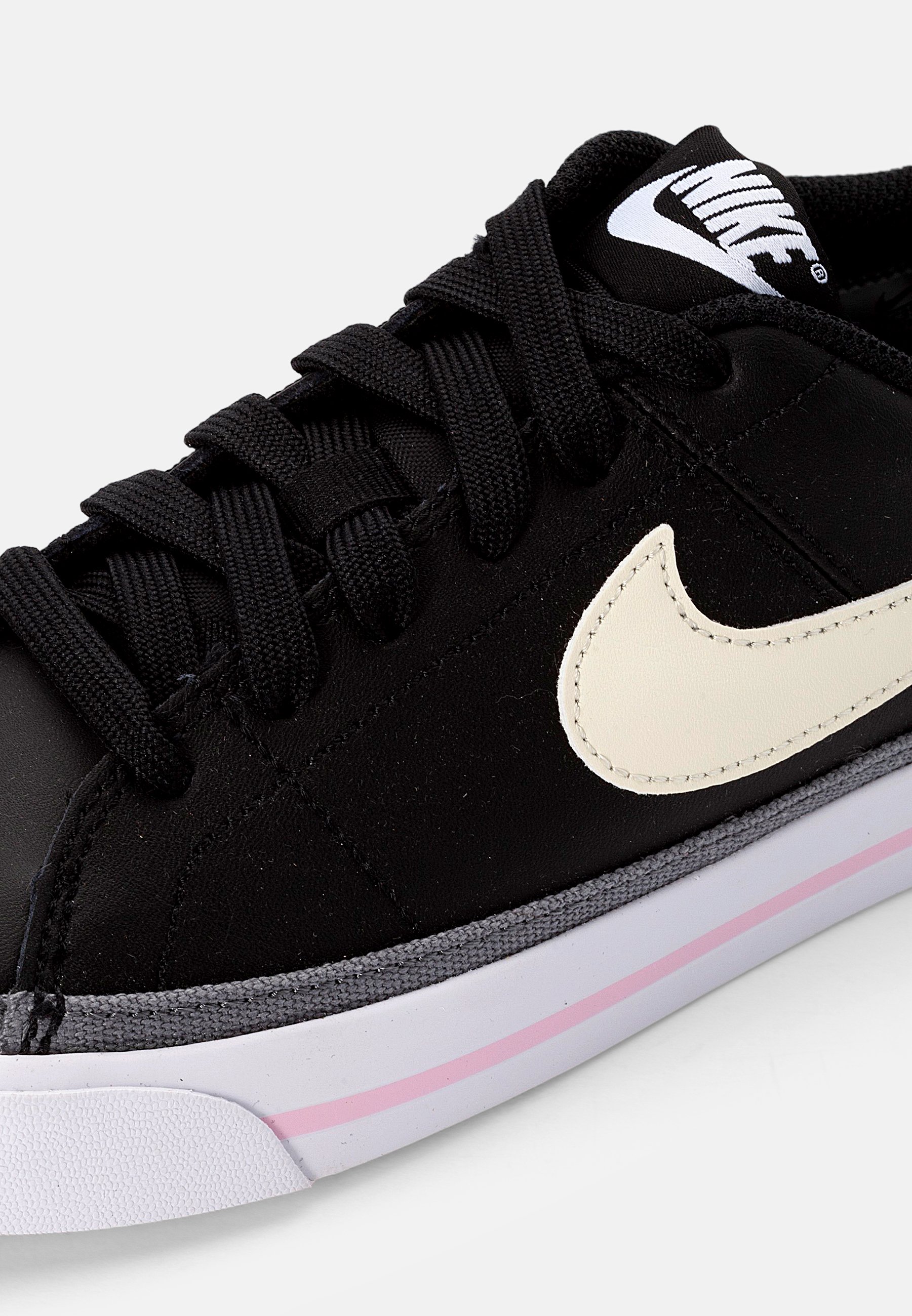 Nike Sportswear NIKE COURT LEGACY SE BG 