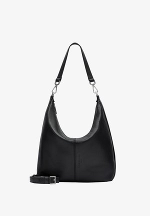 Czarna skórzana torba na ramię o zakrzywionym kształcie, gładkiej fakturze i odczepianym pasku. Posiada srebrne okucia oraz subtelnie wytłoczone logo.