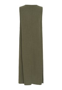 Gilet senza maniche, lungo, in maglia verde oliva con orlo dritto e spacchi laterali, mostrato da dietro su sfondo bianco.