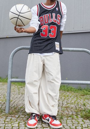 Camiseta NBA - black