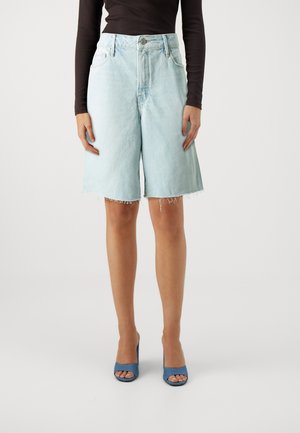 Good American BERMUDA - Short en jean - blue denim