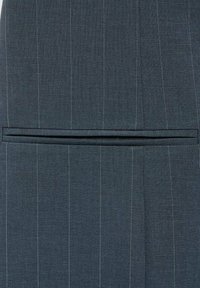 Thumbnail Image 7