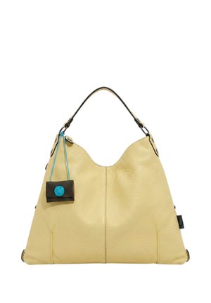Borsa a mano in pelle giallo chiaro con un manico nero singolo e una piccola tasca scura con un bottone blu attaccata da un filo blu.