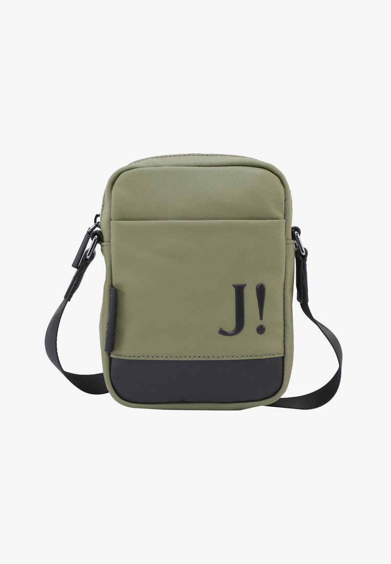 Borsa a tracolla in tessuto verde oliva con accentatura nera sul fondo, dotata di una tasca frontale e con la lettera "J!" impressa sulla parte anteriore.