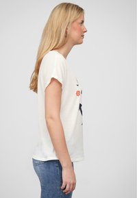 Cloud 5ive CLOUD5IVE DAMEN VISKOSE T-SHIRT MIT ANKER PRINT - Trükipildiga T-särk - white