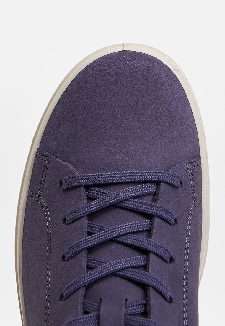 Sneaker low