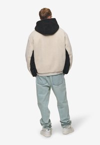 Pegador ABSECON JACKET - Fleecejas - light beige/black