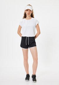 Koton Camiseta básica - white