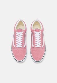 Vans OLD SKOOL UNISEX - Joggesko - foxglove