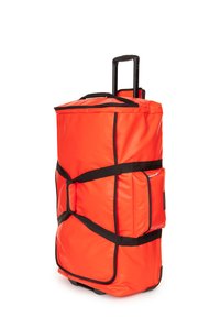 Borsa da viaggio a rotoli in nylon arancione brillante, con spallacci neri e ruote, dotata di una tasca frontale con zip e una forma rettangolare strutturata.