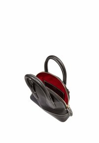Sac à main en cuir noir avec deux poignées, fermeture éclair, doublure intérieure rouge et détails de couture visibles. Design compact avec des poches bien organisées.