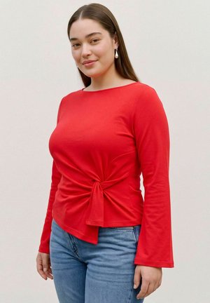 Vero Moda Curve, TOP VMCSMILLA TOP - T-shirt à manches longues - high risk red