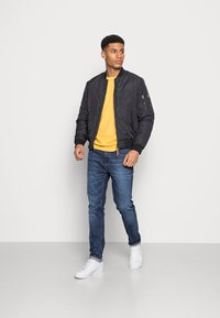 Carhartt WIP POCKET - Camisola de manga comprida - popsicle