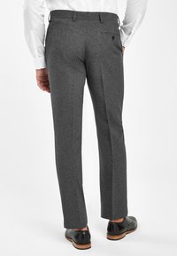 Next SLIM FIT PLAIN - Hlače za odijelo - mottled grey