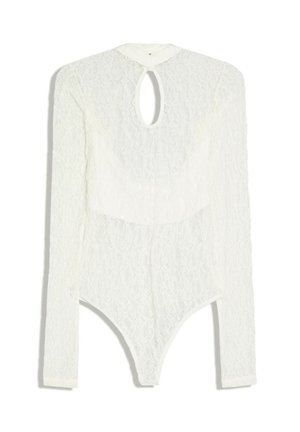 Wit kanten body met lange mouwen, keyhole-halslijn en nepkraag, met een bloemenpatroon en een aansluitende pasvorm.