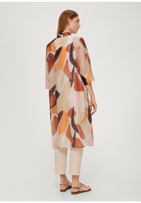 s.Oliver BLACK LABEL Blusenkleid - ecru