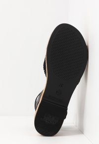 Tamaris Platform sandals - black