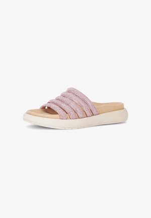 Instapsandaal met beige gewatteerde zool en vijf roze glinsterende stoffen bandjes over de voorzijde voor een open-teens stijl en comfort.