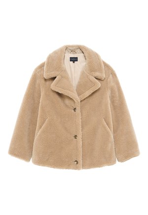 Beige nepbont jasje met een notch-kraag, knopen aan de voorkant en zijzakken. Zachte textuur en een relaxte pasvorm; gevoerde binnenkant.