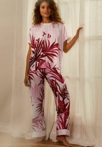 B by Ted Baker Pidžamas komplekts - pink floral