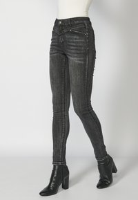 Koroshi LONG  - Vaqueros pitillo - denim black denim