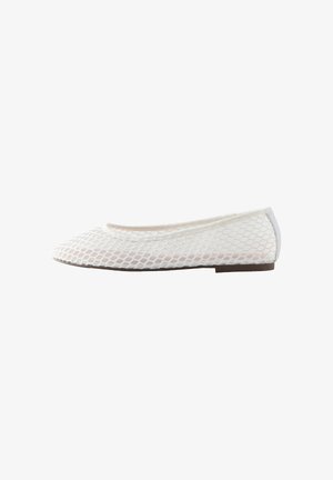 Next, Balerini - white