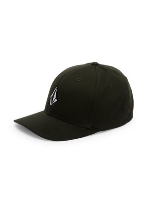 Casquette de baseball noire avec une visière incurvée et un logo géométrique blanc sur le panneau avant gauche, sur un fond blanc uni.