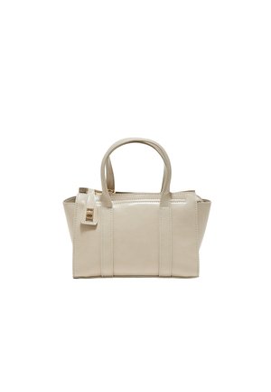 Sac à main en cuir beige avec deux poignées, forme rectangulaire structurée et petit détail de fermeture dorée sur la lanière avant.