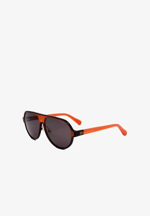 Occhiali da sole aviator eleganti con montature nere e arancioni e lenti scure, con un piccolo logo sulle stanghette.