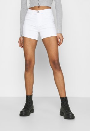 ONLROYAL LIFE - Denim shorts - white