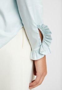 Mos Mosh MATTIE  - Blusa com botões - mint haze
