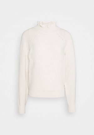 Bílý pletený svetr s volánkovým vysokým límcem, dlouhými rukávy a žebrovaným spodním lemem. Má texturovanou tkaninu a mírně zkrácený střih.