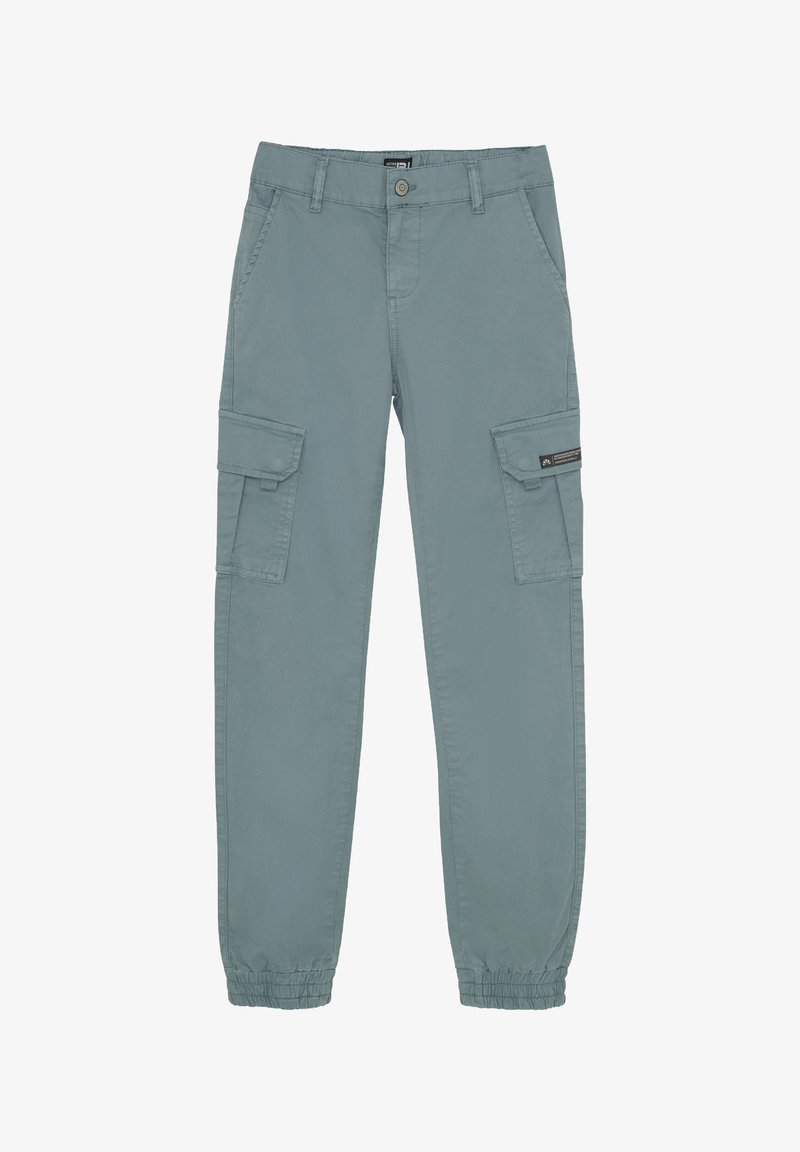 Pantalons cargo bleu clair en coton, présentant des poignets élastiques, plusieurs poches latérales et une fermeture à bouton à la taille.