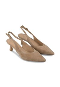 Tacchi slingback beige in suede con punta affusolata, tacco basso a blocco e cinturini alla caviglia. Texture liscia con dettagli di cucitura minimi.