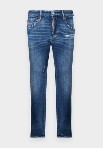 Μπλε τζιν σε στενή γραμμή με ξεθωριασμένες και φθαρμένες λεπτομέρειες μπροστά στους μηρούς και τα γόνατα, πέντε τσέπες και κούμπωμα με κουμπί.