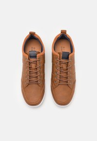 Call it Spring HALISEN - Baskets basses - other brown