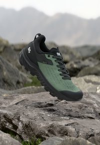 Nevybráno, mint/black