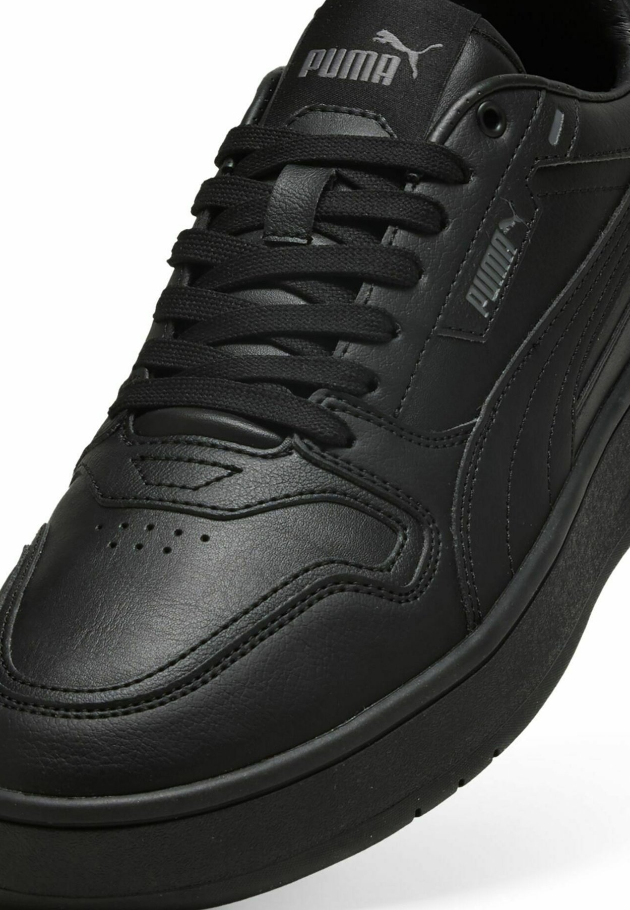 COURT CLASSIC STREET
