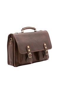 Pochette in pelle marrone con un design strutturato, due tasche frontali, chiusure a fibbia e una maniglia superiore per il trasporto.