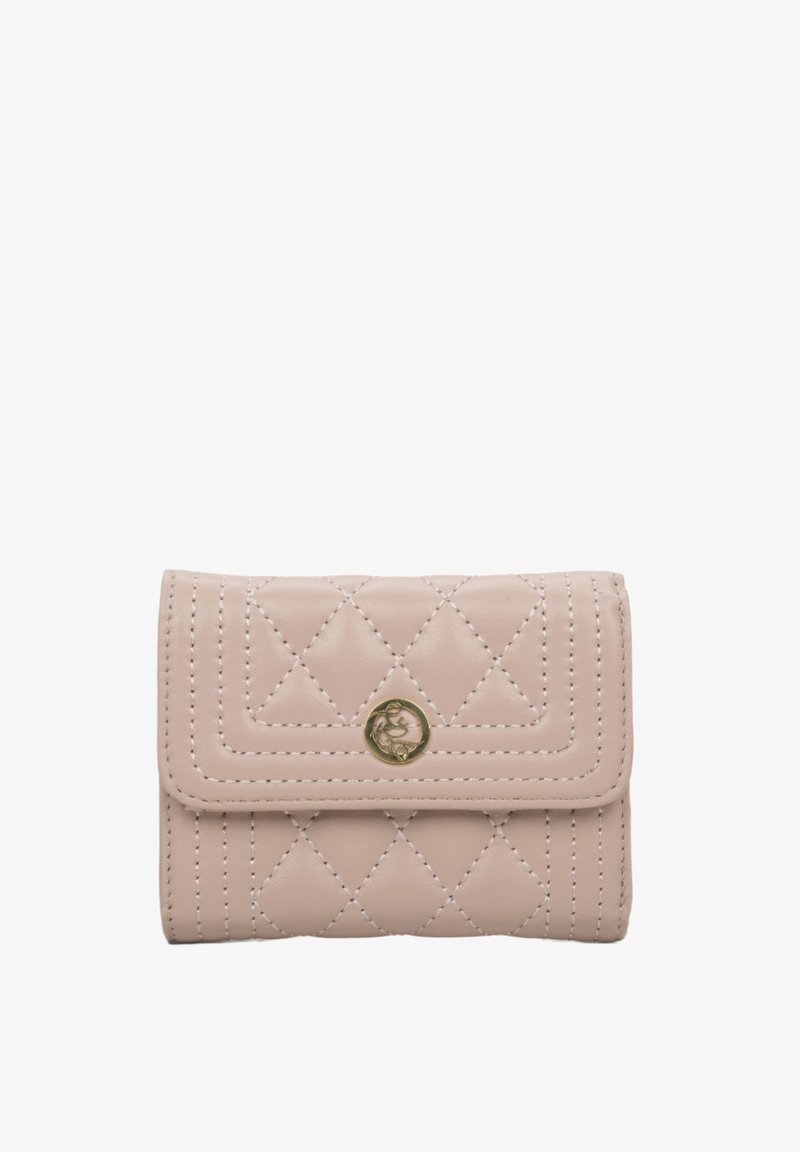 Pikowana różowa skórzana portmonetka z okrągłym zapięciem w złotym kolorze i kontrastowym szwem, o prostokątnym kształcie i kompaktowym designie.